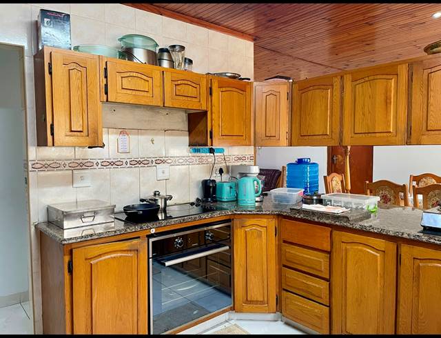 4 BEDROOM HOUSE FOR SALE IN WYEBANK
